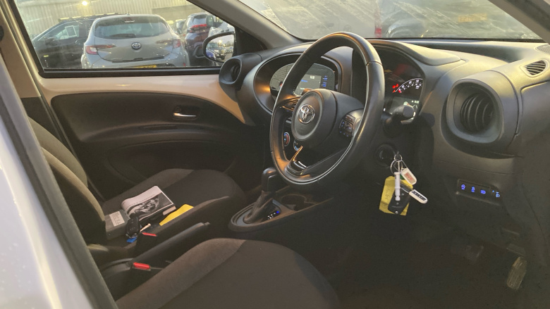 Toyota Aygo X 1.0 VVT-i Pure 5dr Auto Petrol Hatchback